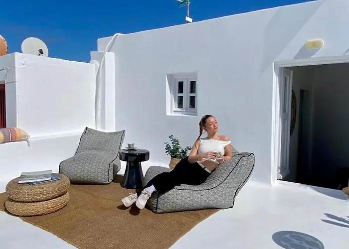 Mykonos Be Chic Luxury Mansion